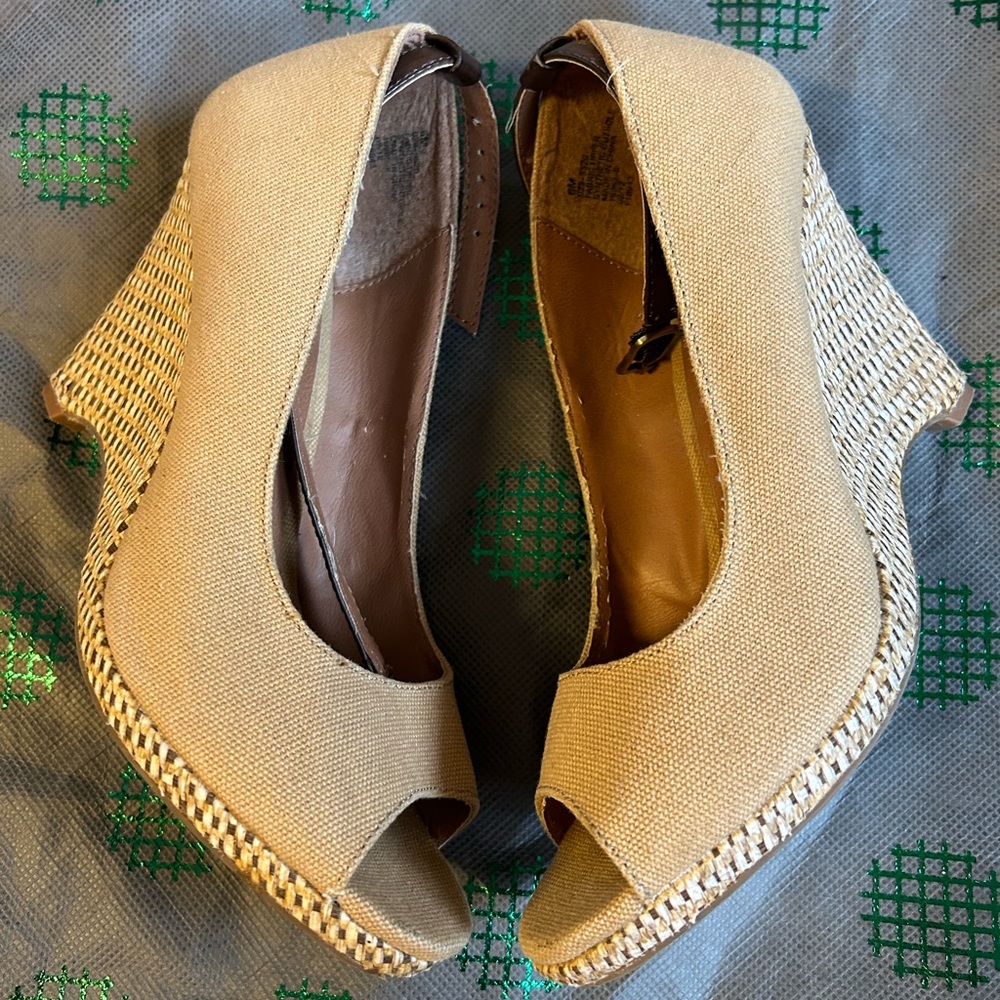 Shoes for women size 6M